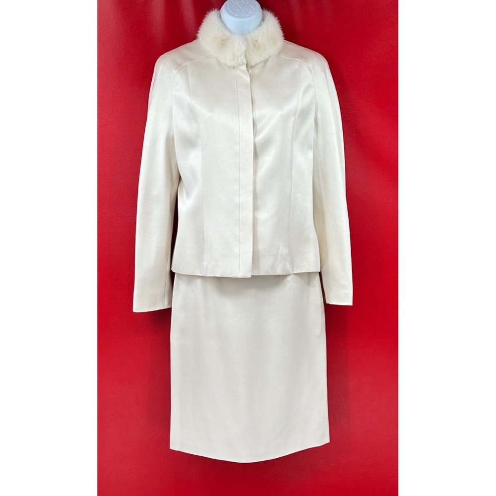 Valentino Boutique Silk Ivory Mink Fur Skirt Suit 2 Piece Set Made Italy Size 10